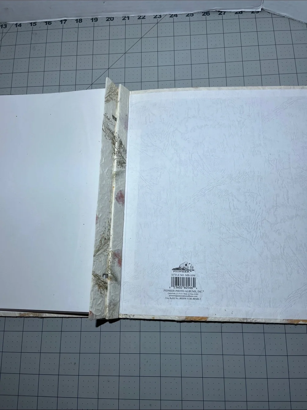 PIONEER Cream Botanical scrapbook with Pink Petal Accents